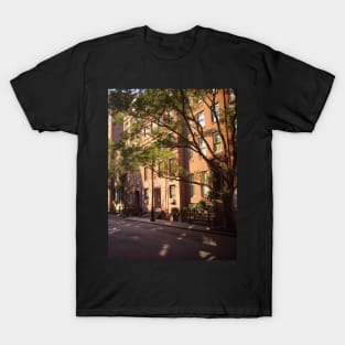 Waverly Pl, West Village, Greenwich Village, Manhattan, NYC T-Shirt